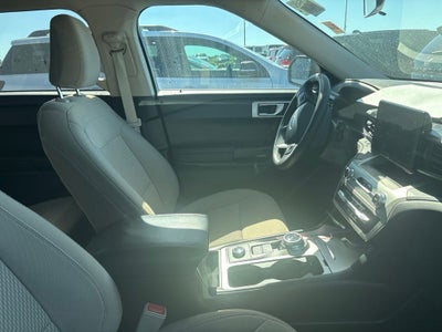 2023 Ford Explorer Base