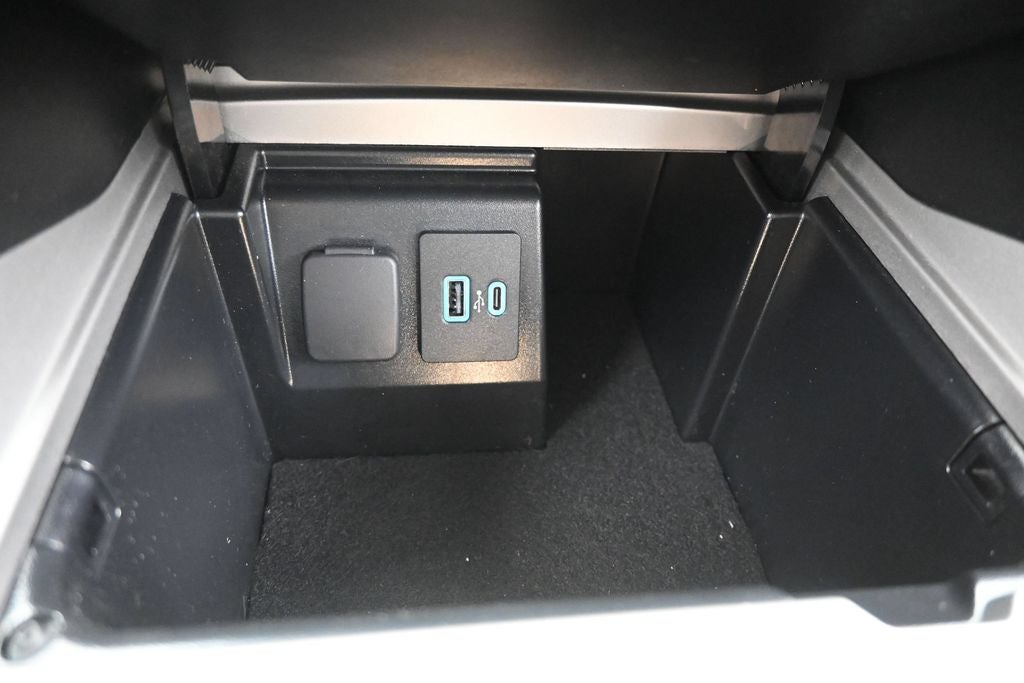 2023 Ford Explorer Base