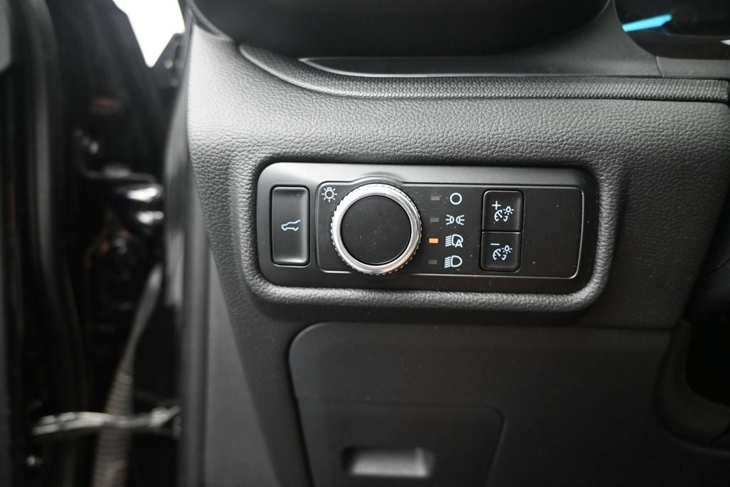 2023 Ford Explorer Base