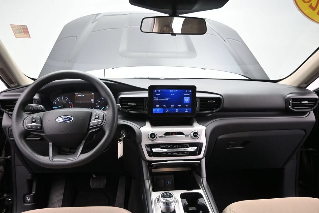 2023 Ford Explorer Base