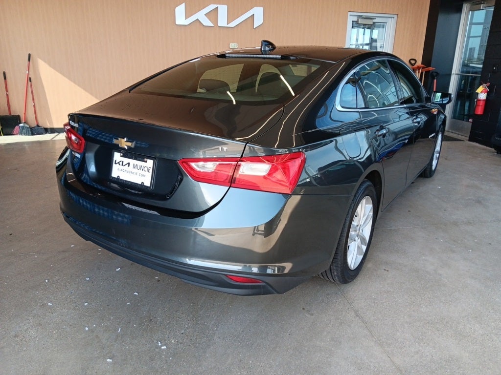 2017 Chevrolet Malibu LT 1LT