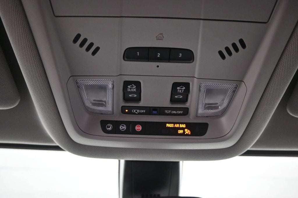 2021 GMC Acadia AT4