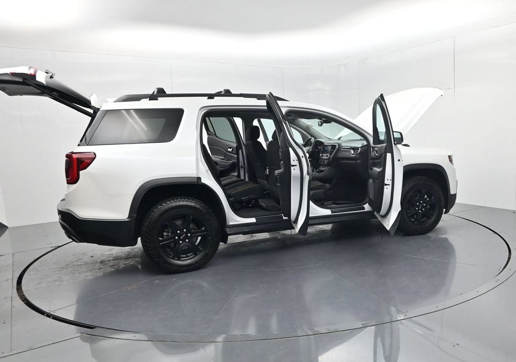 2021 GMC Acadia AT4