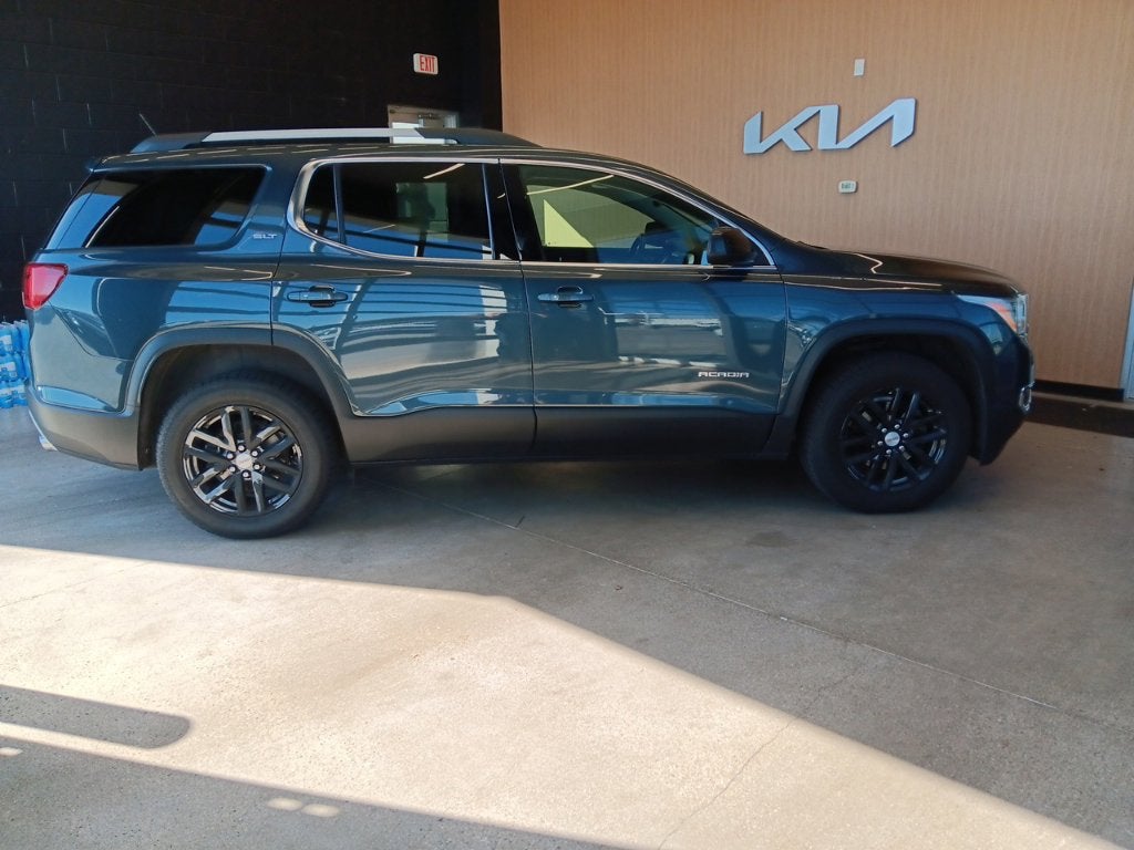 2019 GMC Acadia SLT-1
