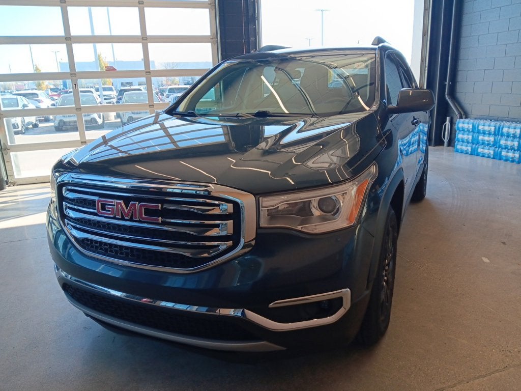 2019 GMC Acadia SLT-1