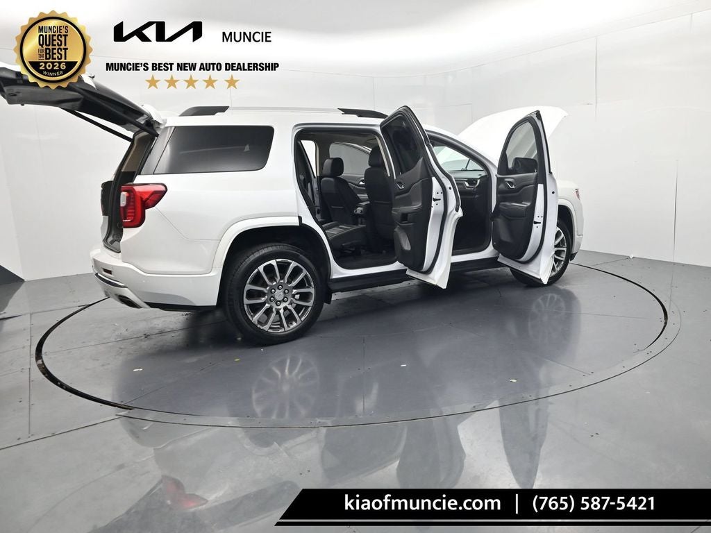 2023 GMC Acadia Denali