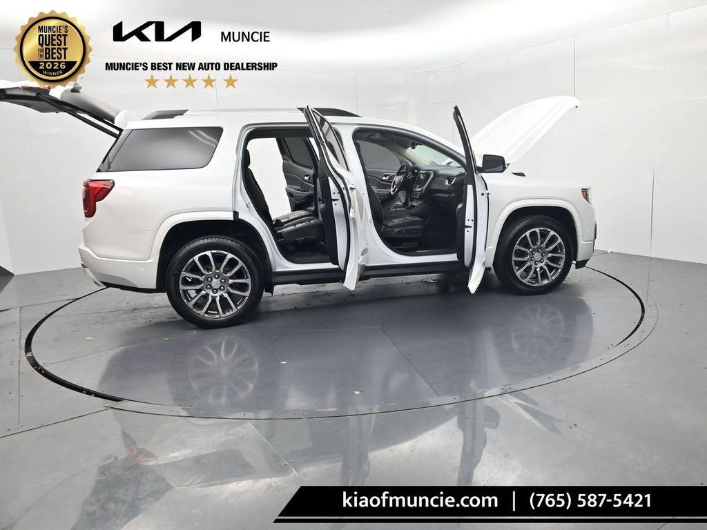 2023 GMC Acadia Denali