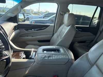 2017 Cadillac Escalade Luxury