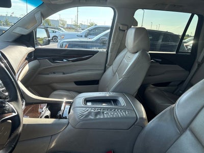 2017 Cadillac Escalade Luxury