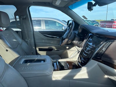 2017 Cadillac Escalade Luxury