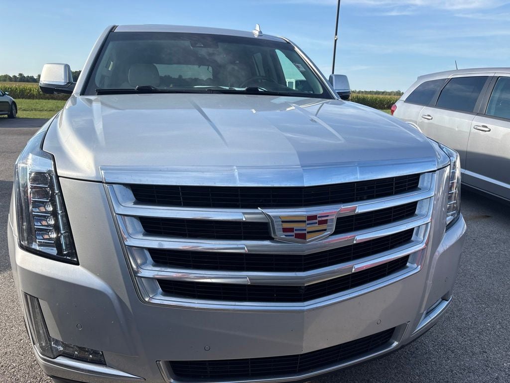 2017 Cadillac Escalade Luxury