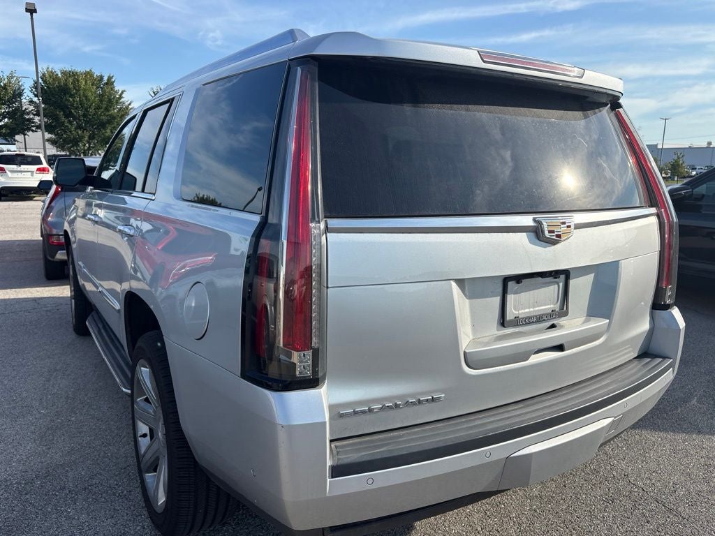 2017 Cadillac Escalade Luxury