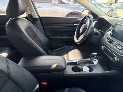 2021 Nissan Altima 2.0 SR