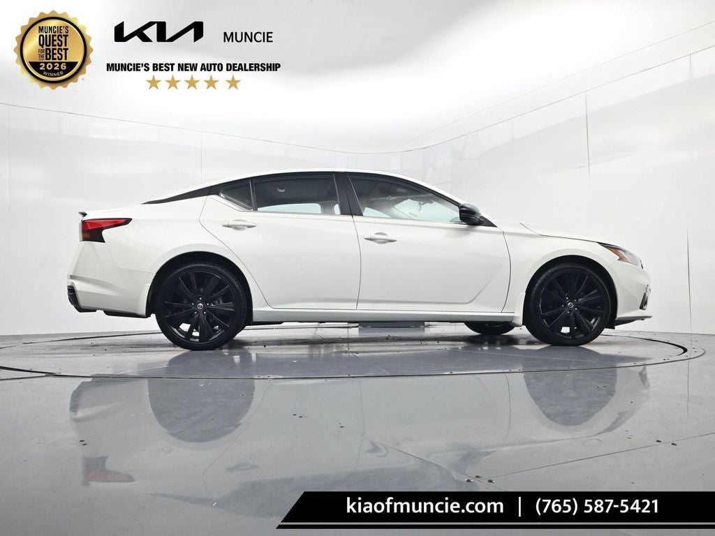 2022 Nissan Altima 2.5 SR