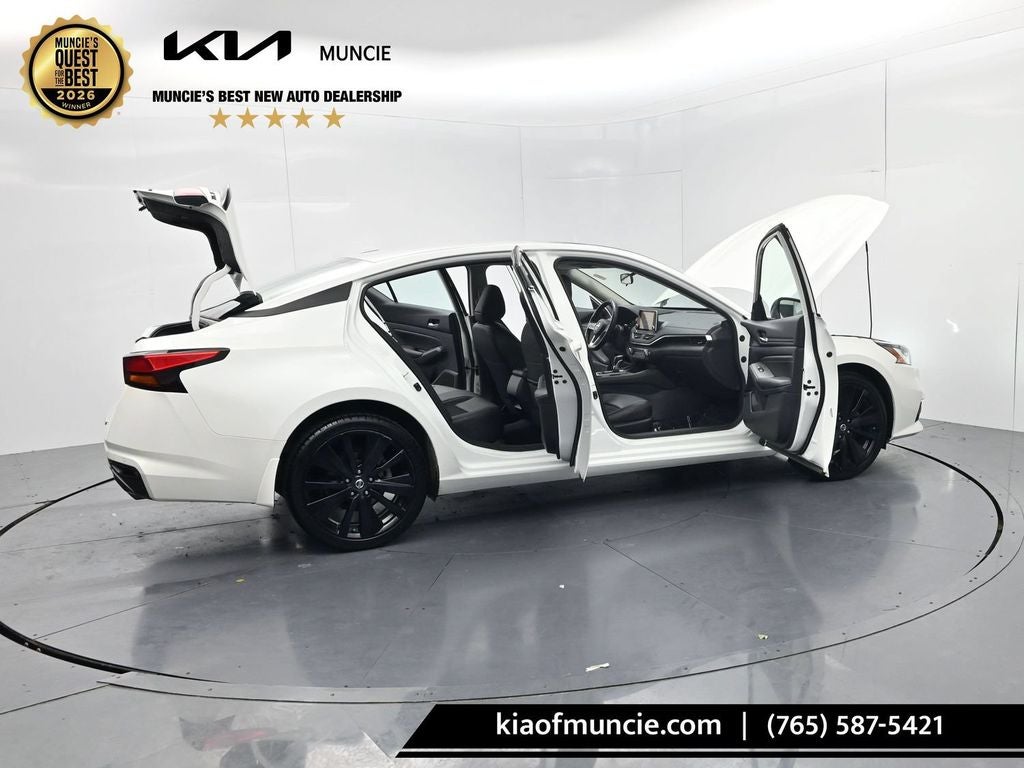 2022 Nissan Altima 2.5 SR