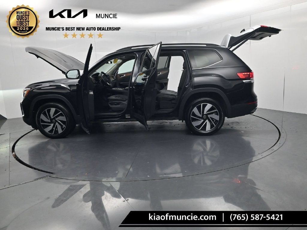 2025 Volkswagen Atlas 2.0T SE w/Technology
