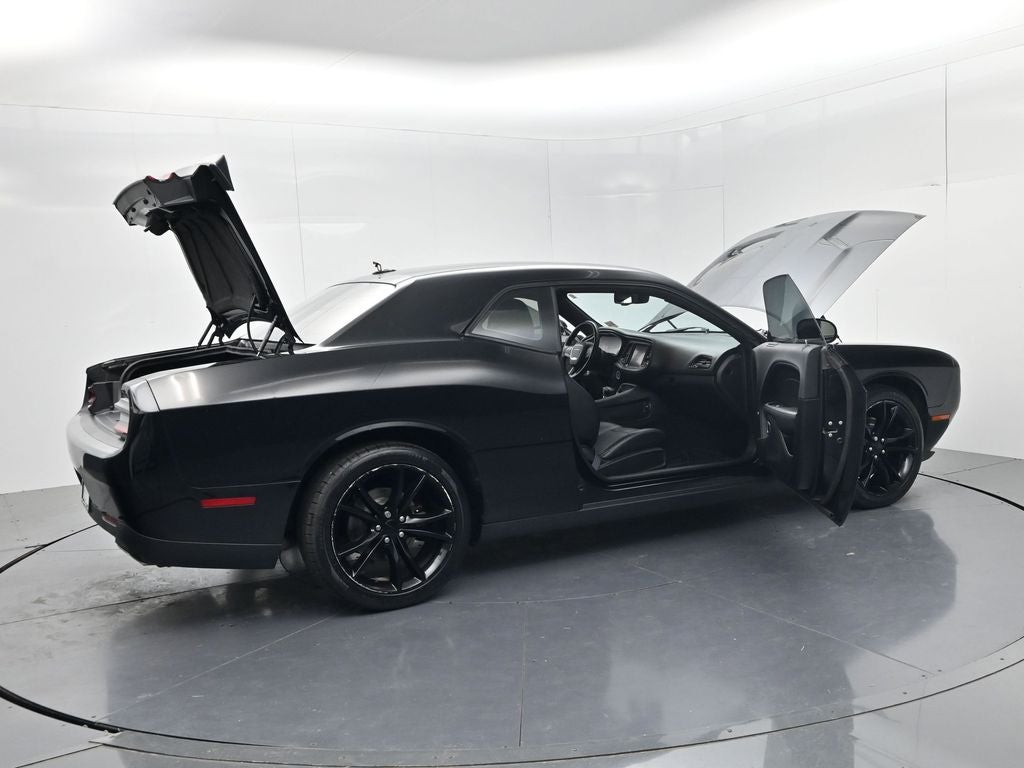 2016 Dodge Challenger SXT