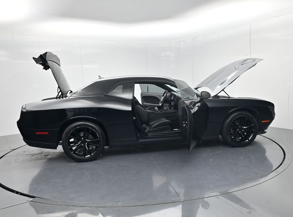 2016 Dodge Challenger SXT