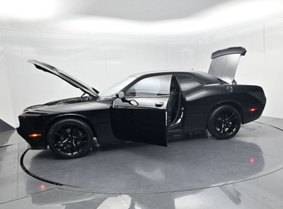 2016 Dodge Challenger SXT