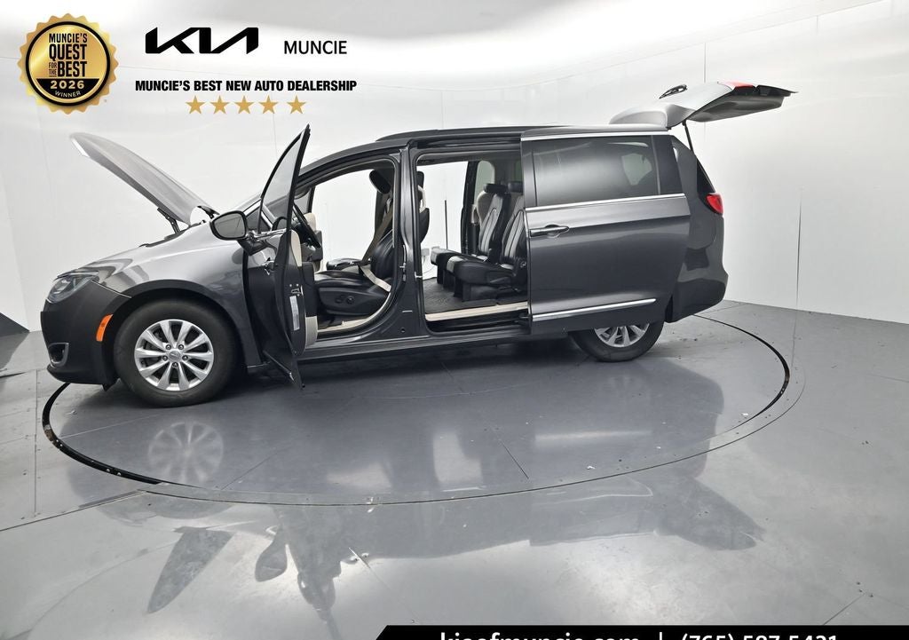 2017 Chrysler Pacifica Touring L