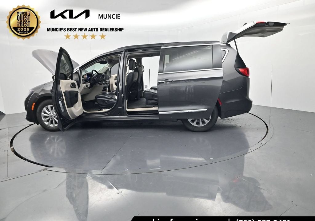 2017 Chrysler Pacifica Touring L
