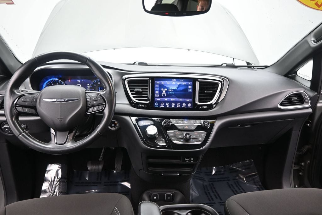 2020 Chrysler Pacifica Touring