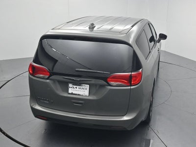 2020 Chrysler Pacifica Touring