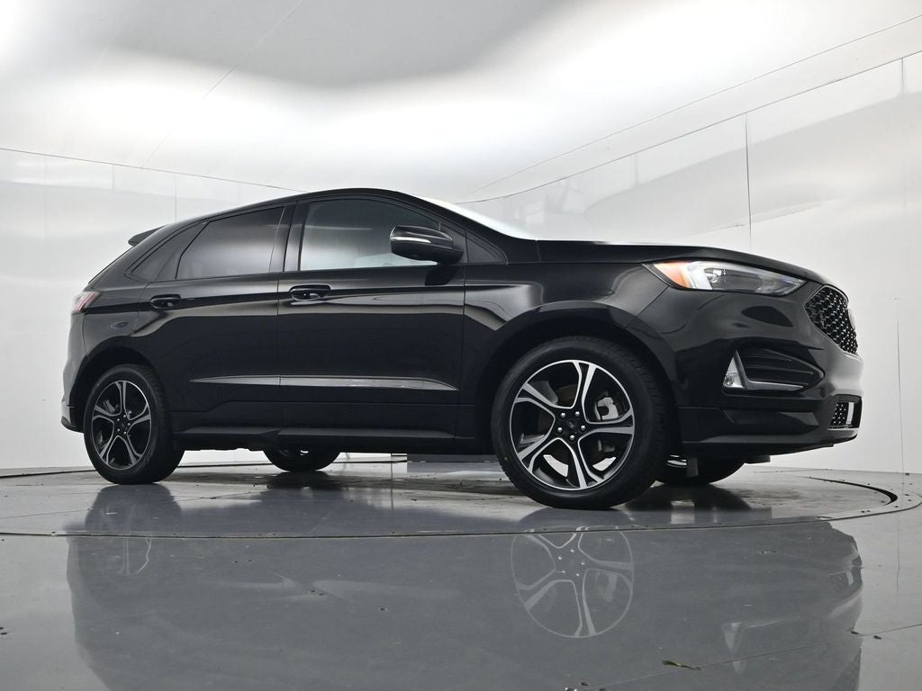 2023 Ford Edge ST