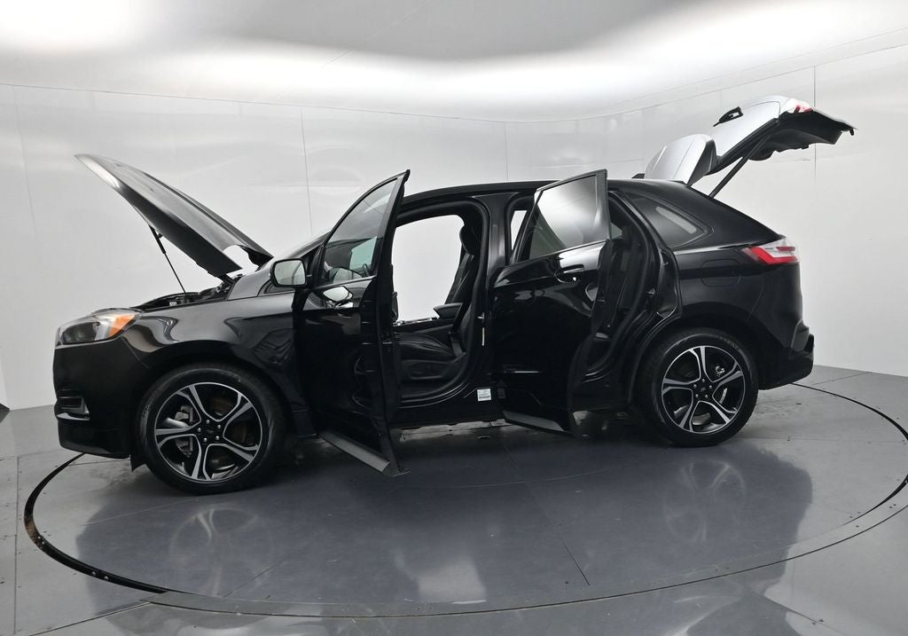 2023 Ford Edge ST