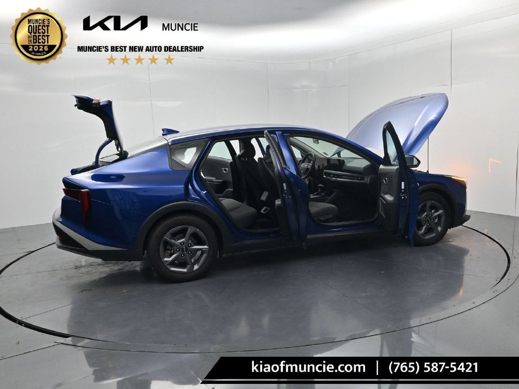 2025 Kia K4 LXS