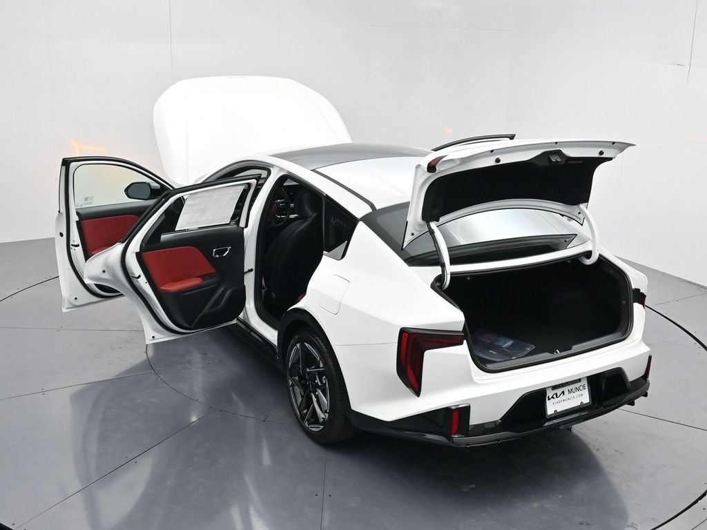 2025 Kia K4 GT-Line