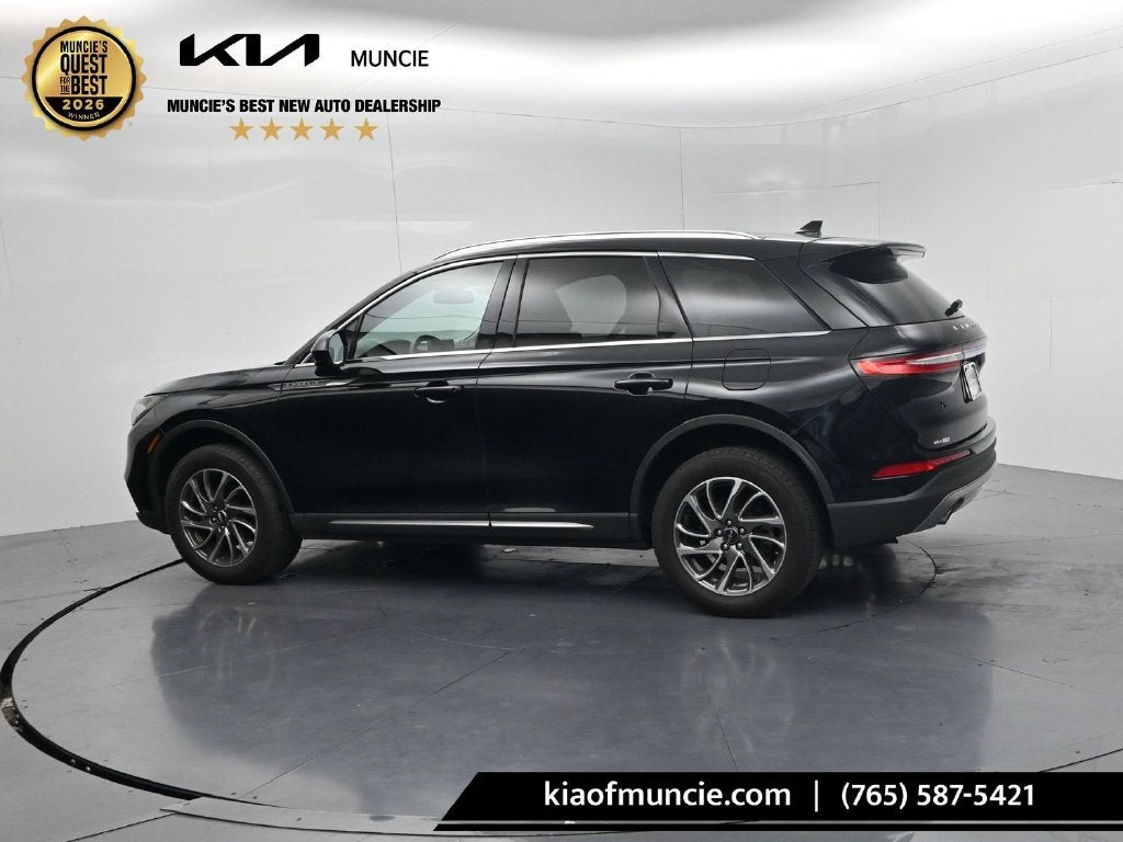 2022 Lincoln Corsair Standard