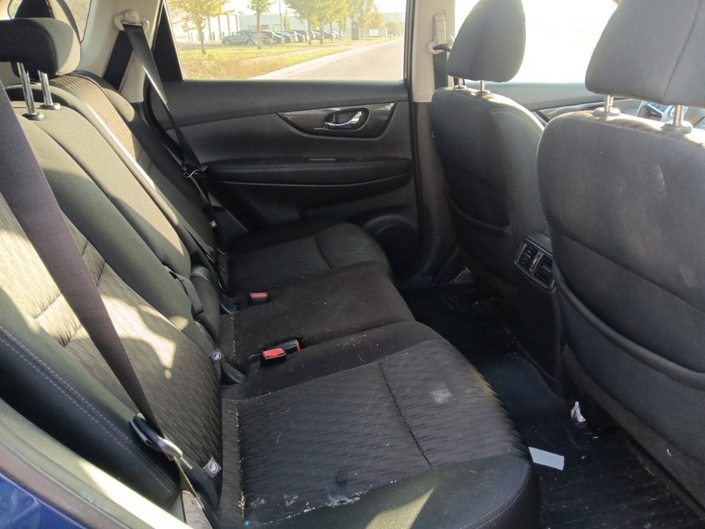 2017 Nissan Rogue SV