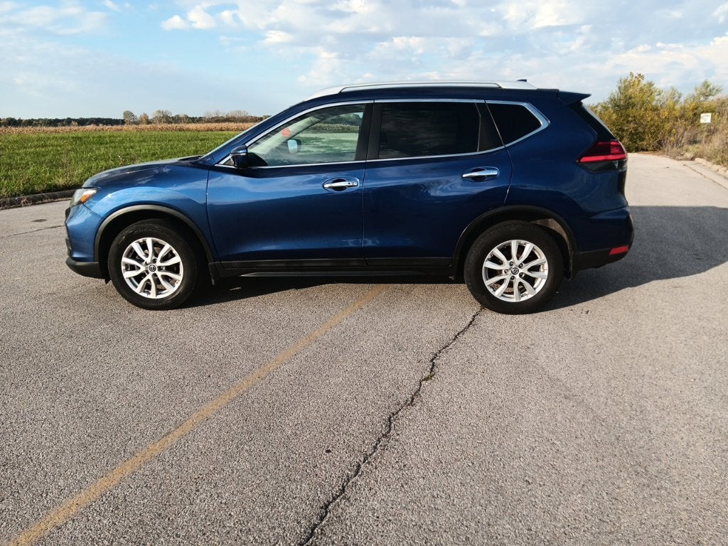 2017 Nissan Rogue SV