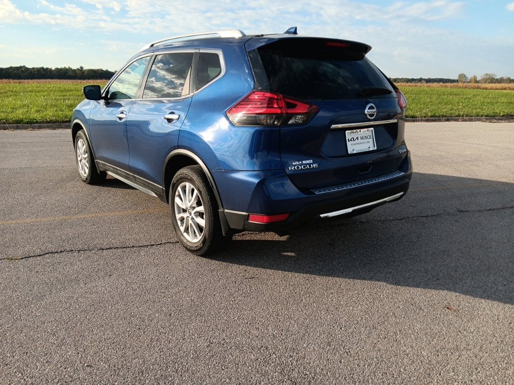 2017 Nissan Rogue SV