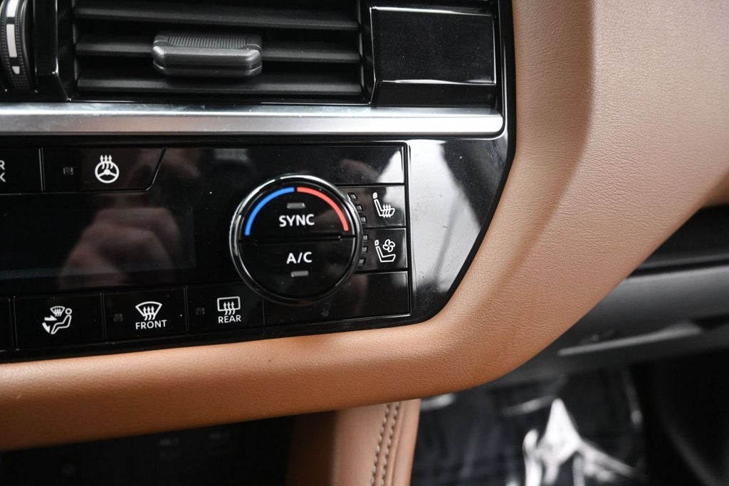 2022 Nissan Pathfinder Platinum