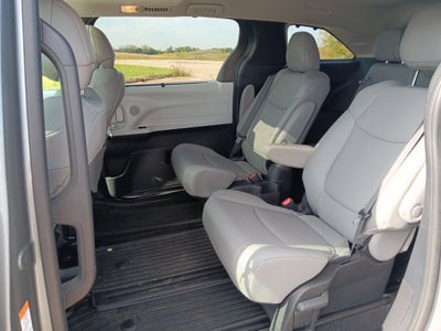 2026 Toyota Sienna XLE 7 Passenger