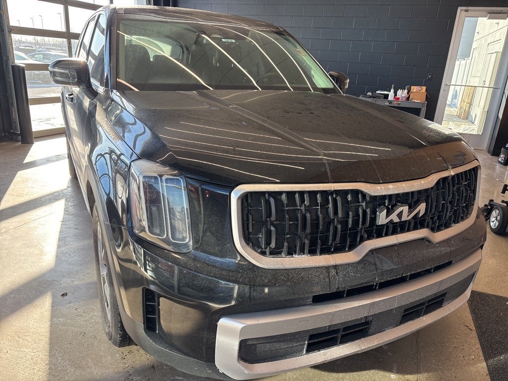 2023 Kia Telluride LX