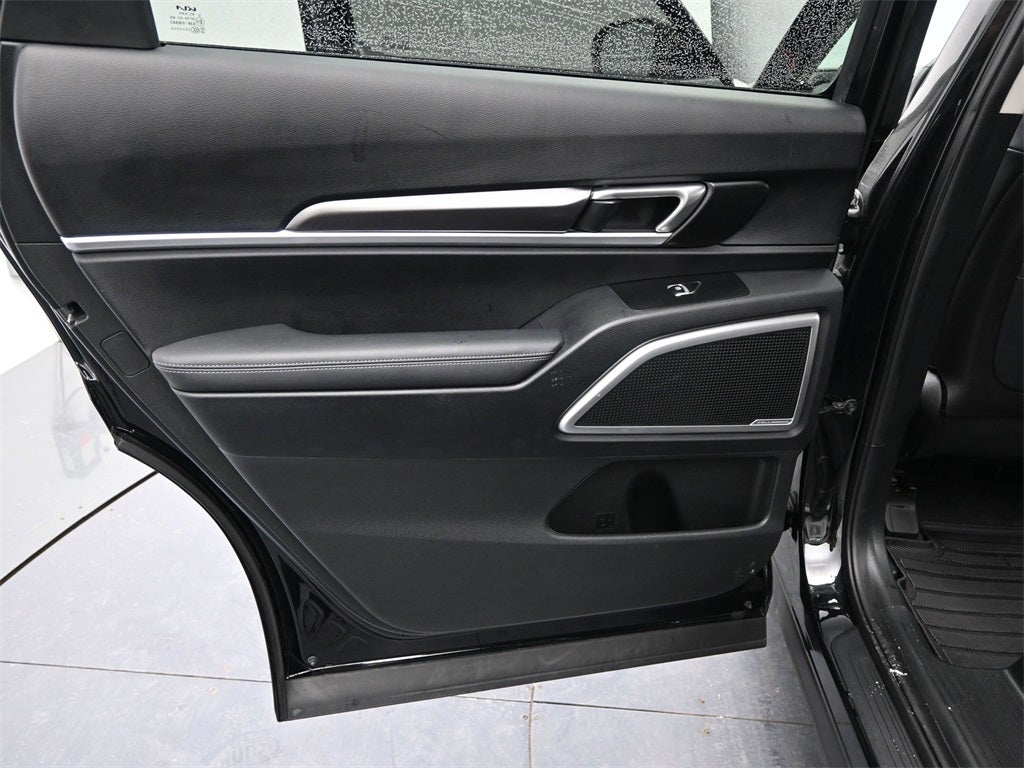 2023 Kia Telluride LX