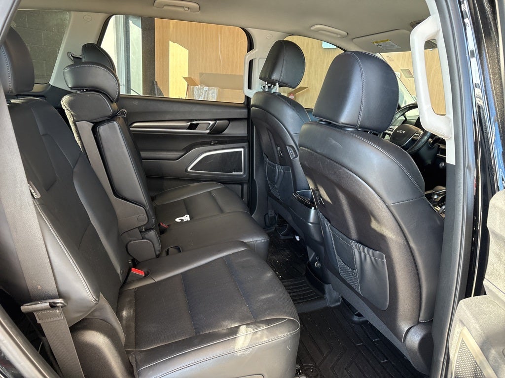 2023 Kia Telluride LX