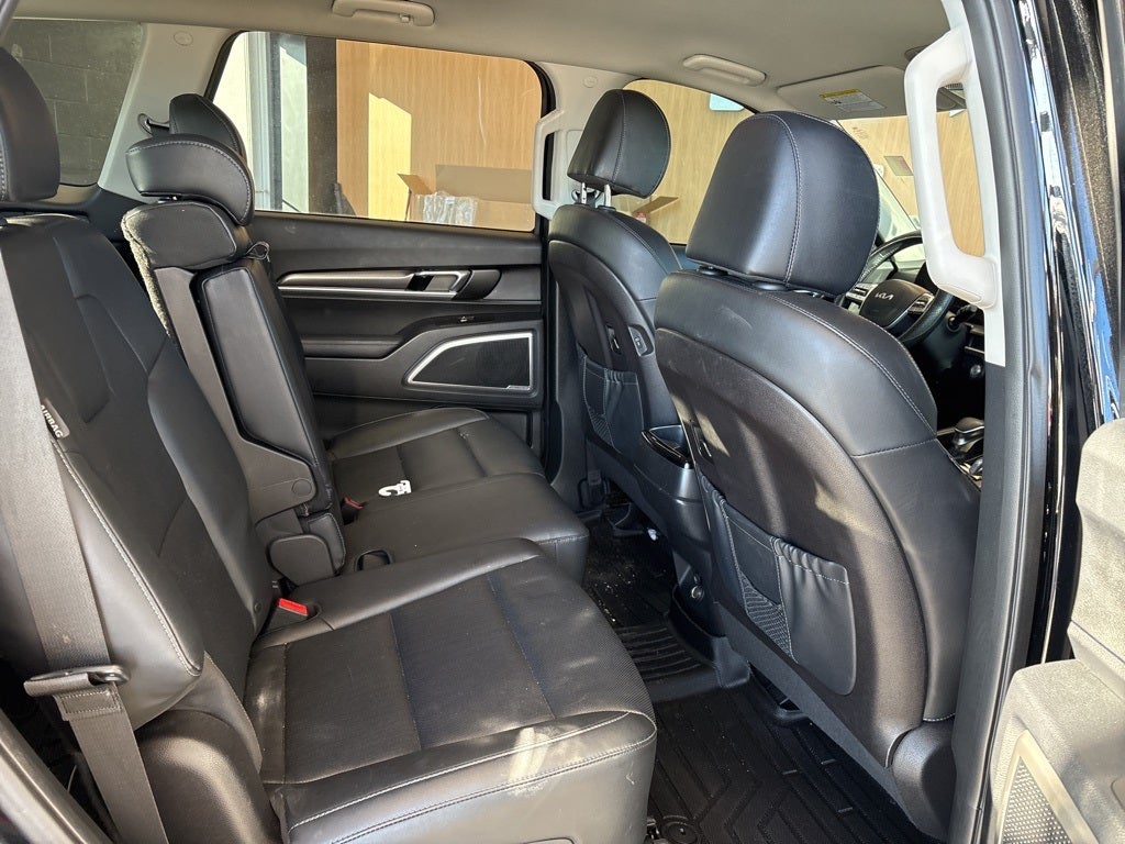 2023 Kia Telluride LX