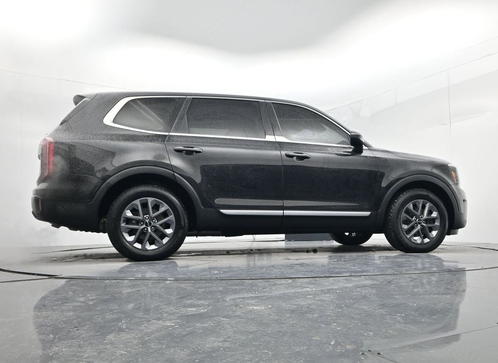 2023 Kia Telluride LX