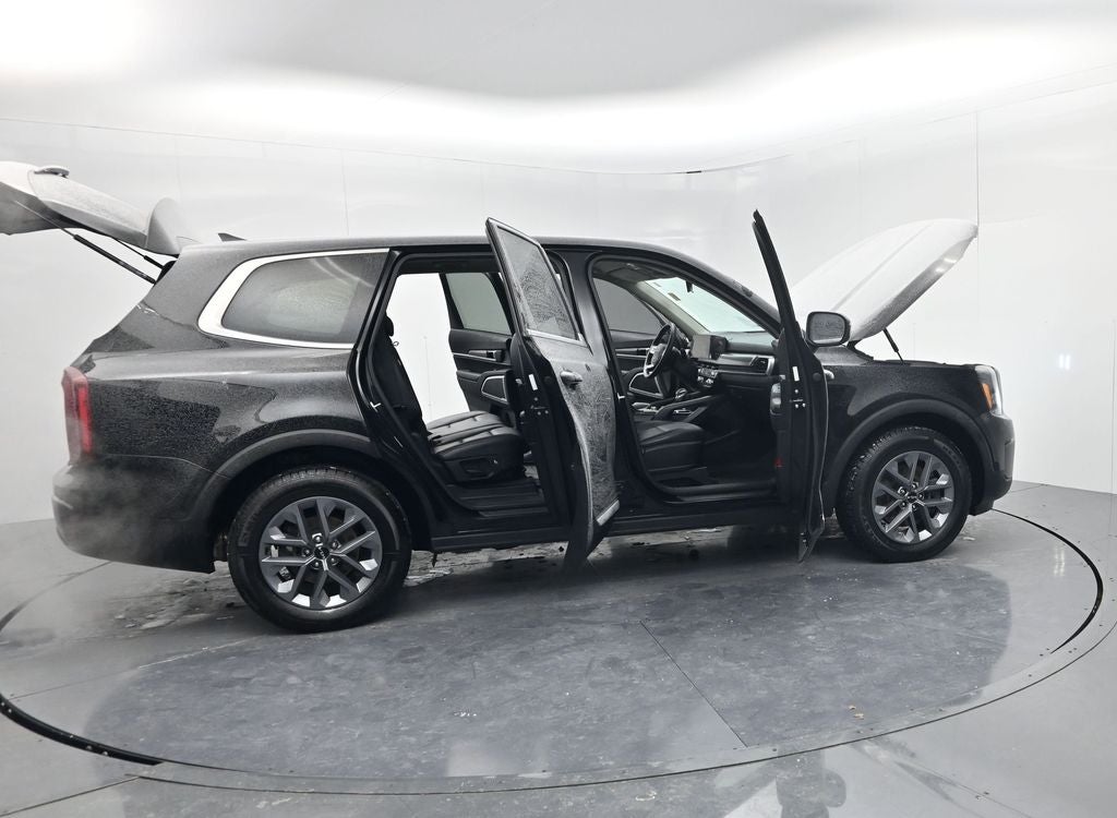 2023 Kia Telluride LX