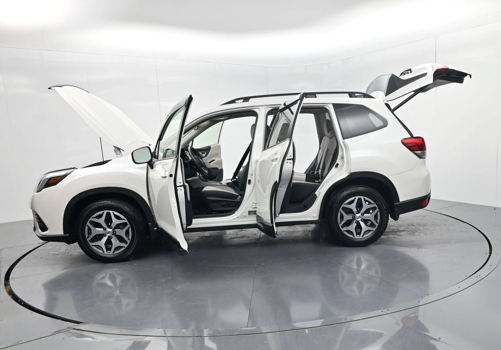 2024 Subaru Forester Premium