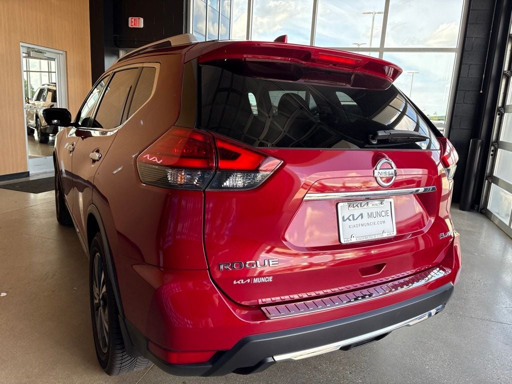 2017 Nissan Rogue SL