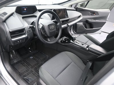 2025 Toyota Prius LE