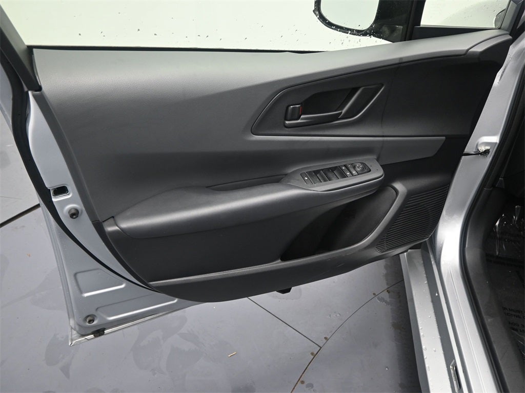 2025 Toyota Prius LE