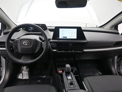 2025 Toyota Prius LE