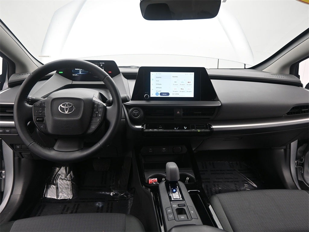 2025 Toyota Prius LE