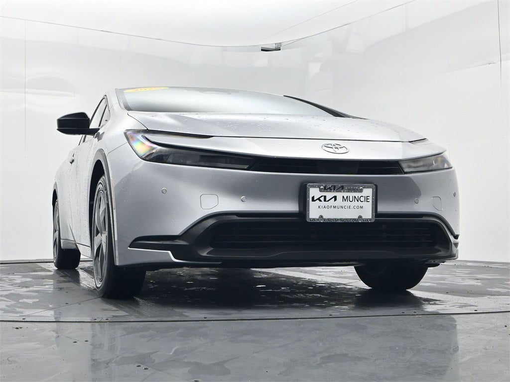 2025 Toyota Prius LE